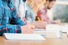 加拿大的小学怎么样?加拿大的小学教育怎么样？要不要送孩子出国留学？