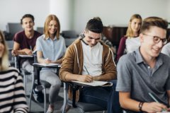 澳大利亚留学两年费用是多少？澳大利亚留学费用解析！