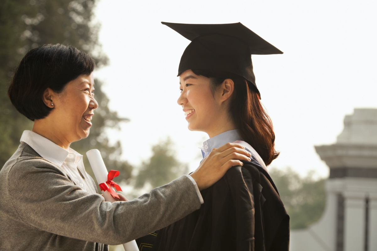 认可国内高考成绩的英国大学及其其它入学要求